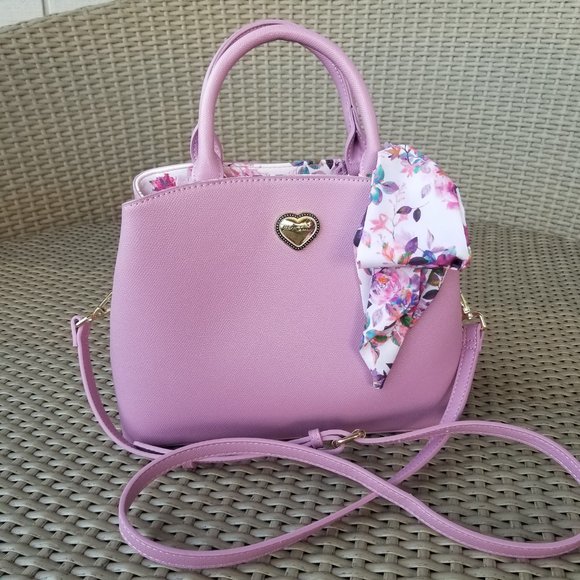 Betsey Johnson Handbags - Betsey Johnson Bag XO Gigi Satchel Pink Purple Bag Scarf EUC